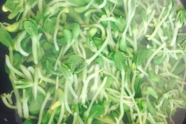 凉拌豆苗～的做法图解3
