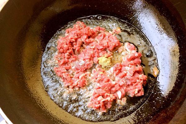 牛肉辣酱的做法图解5