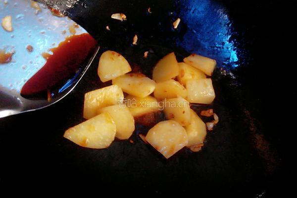 红烧土豆块的做法图解4