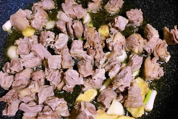 土豆烧牛肉的做法图解8
