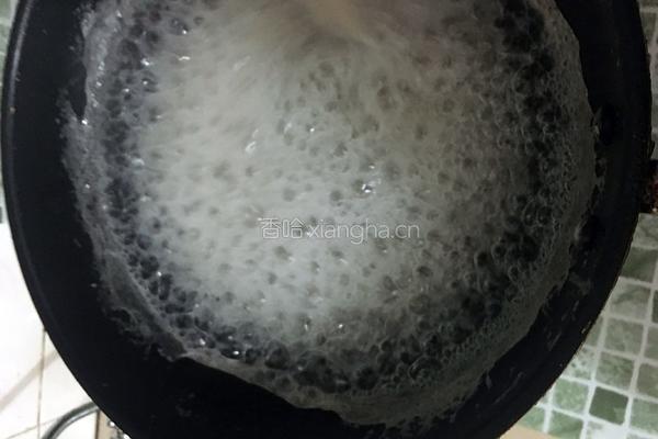 椰浆芒果西米露的做法图解3