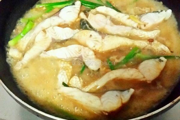 红烧草鱼块的做法图解3