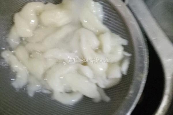 白菜肉丝炒年糕的做法图解4