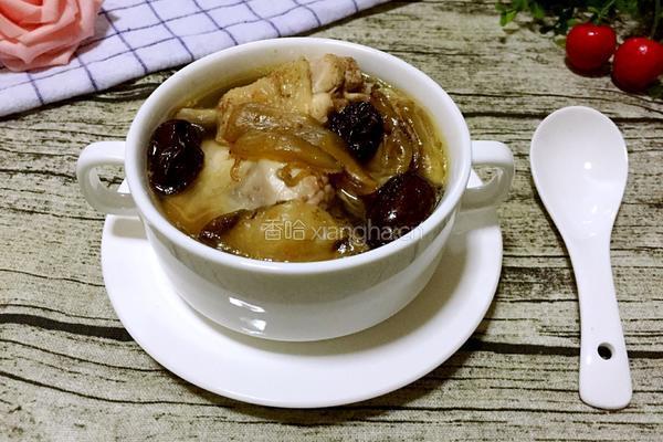 花胶红枣炖鸡的做法图解5