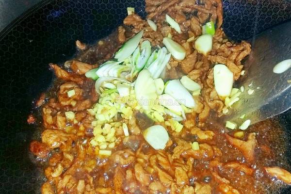 豆角炒肉的做法图解6