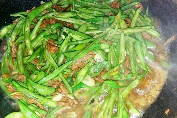 豆角炒肉的做法图解9