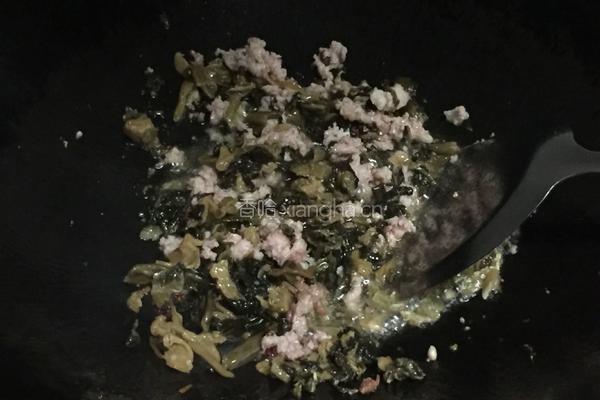 咸菜炒肉末的做法图解4