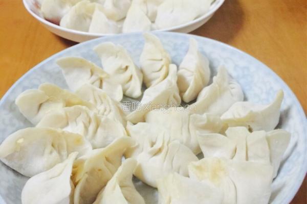 胡萝卜豆腐饺子的做法图解9