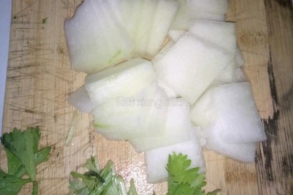 冬瓜瘦肉粥的做法图解2