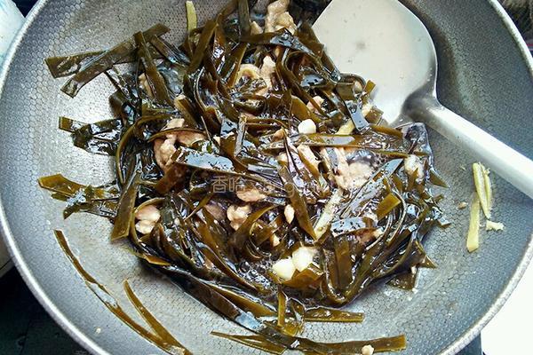 海带炒肉丝的做法图解7