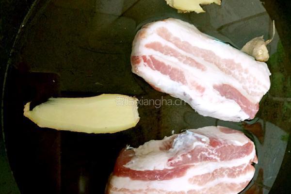 苦瓜回锅肉的做法图解3