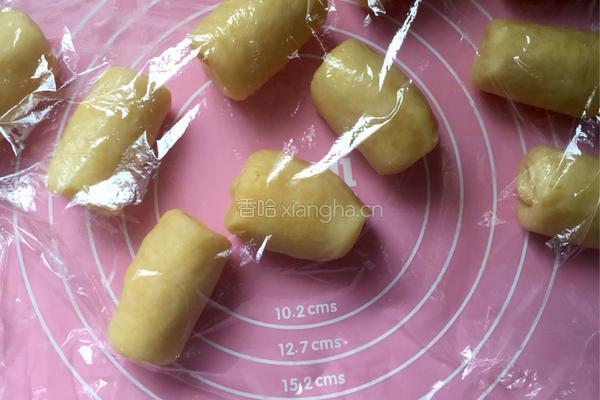 蛋黄酥的做法图解9