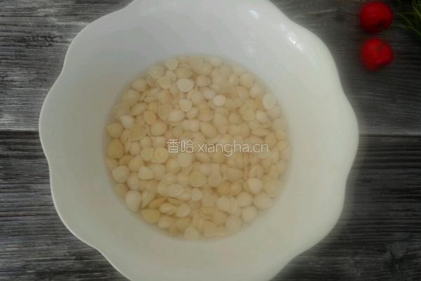 凉拌茴香杏仁的做法图解2