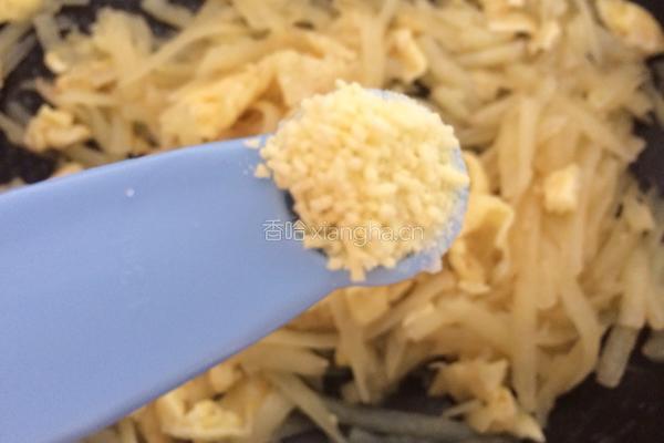 土豆炒鸡蛋的做法图解7