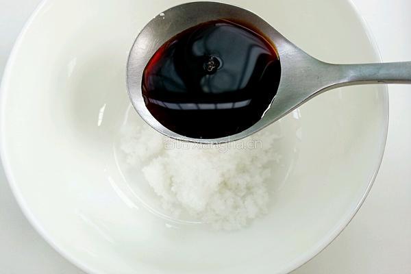 香葱拌干豆腐卷的做法图解3