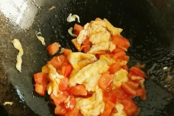 番茄鸡蛋炒饭的做法图解7