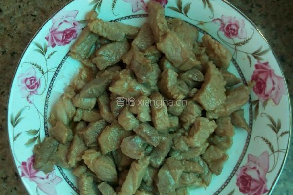宫爆肉丁的做法图解4