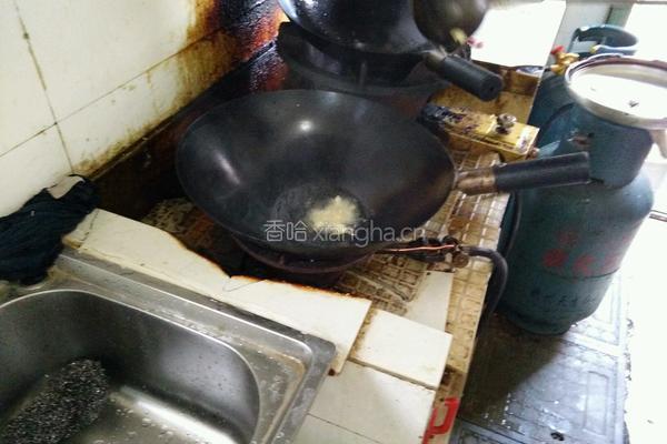 土豆烧香菇的做法图解5