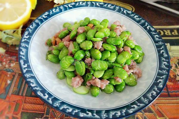烂肉青豆的做法图解1