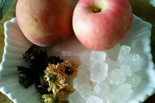 洛神花果茶的做法图解1