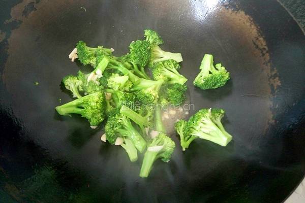 番茄西兰花的做法图解5