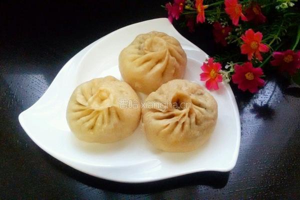 牛肉胡萝卜馅包子的做法图解11