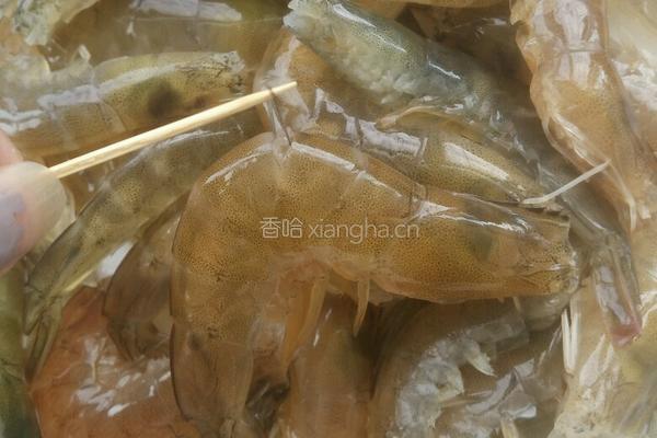 红烧油焖大虾的做法图解1