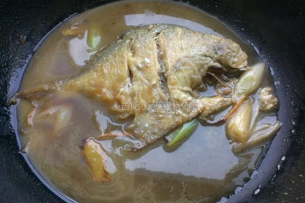 红烧银鲳鱼的做法图解6