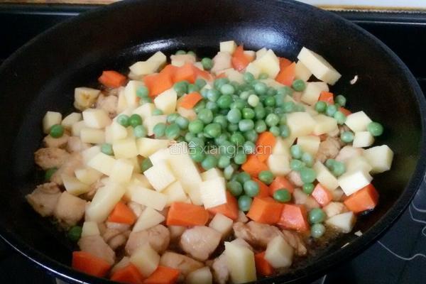 咖喱鸡肉焗饭的做法图解5