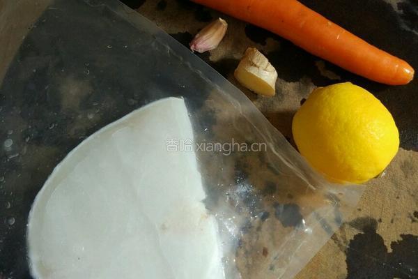 柠汁银鳕鱼的做法图解2