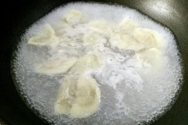 香辣水饺的做法图解16