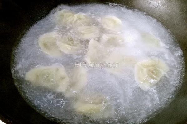 香辣水饺的做法图解17