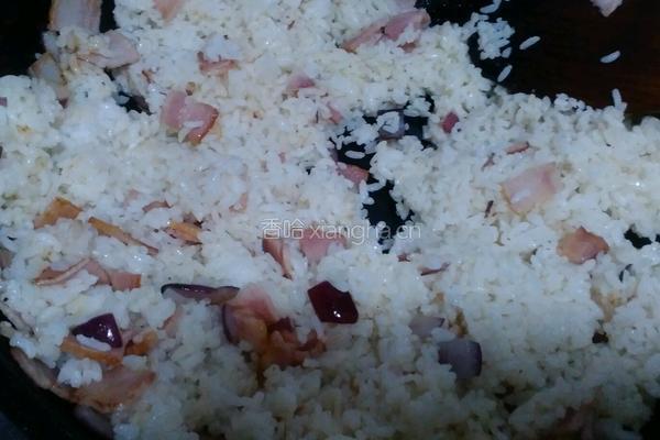 芦笋培根炒饭的做法图解8