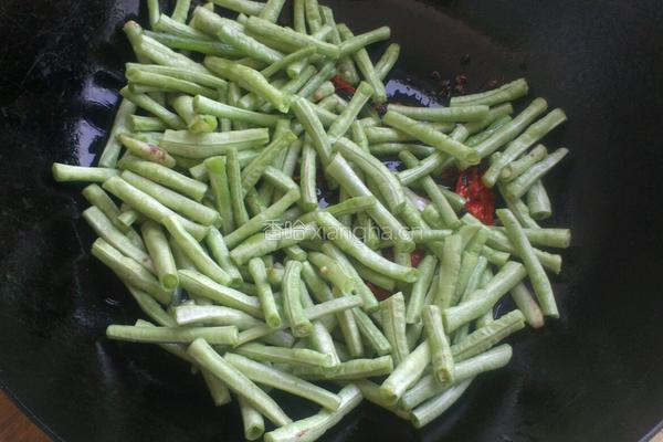 麻辣豆角的做法图解4