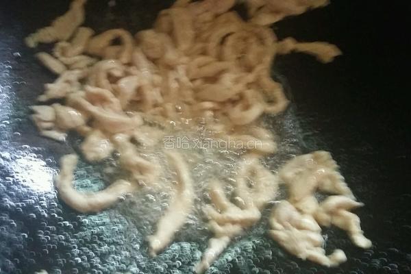 绿豆芽炒鸡肉的做法图解5