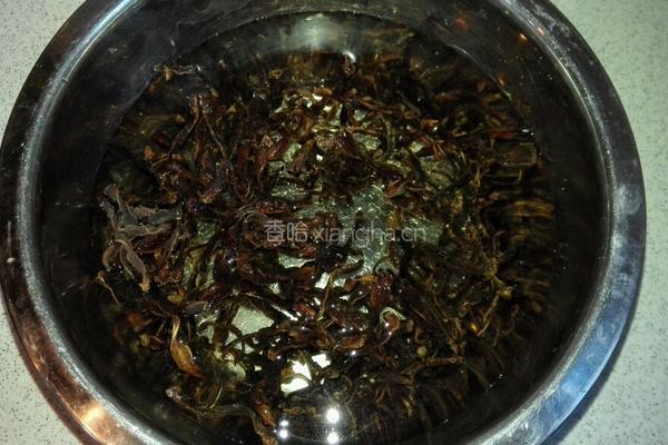 缸豆干红烧肉的做法图解1
