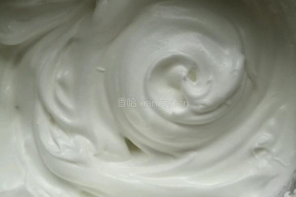 戚风蛋糕的做法图解2