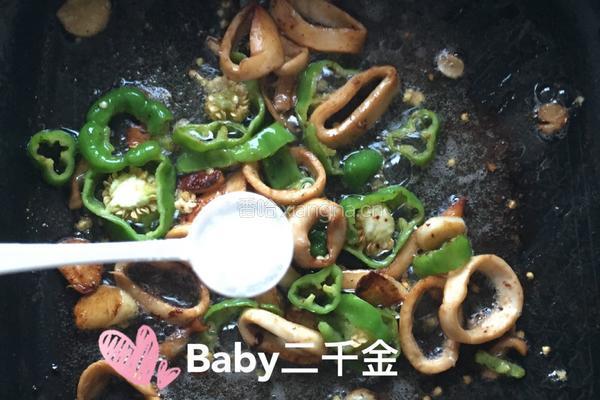 香辣鱿鱼圈 的做法图解8
