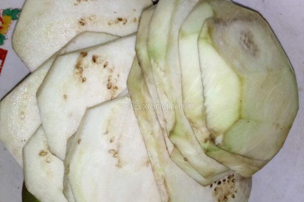 电饼铛烤茄子的做法图解1