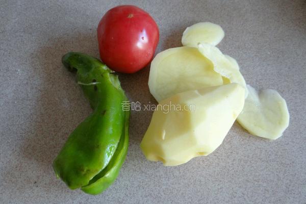 番茄土豆丝的做法图解1