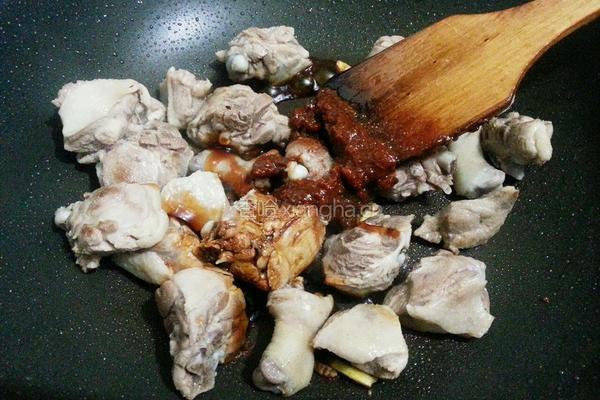 鸭腿炖土豆的做法图解5
