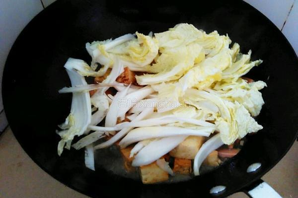 豆腐炖白菜的做法图解7