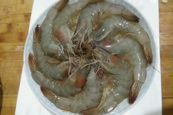 蒜蓉粉丝蒸开边虾的做法图解5