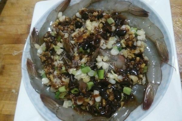 蒜蓉粉丝蒸开边虾的做法图解9