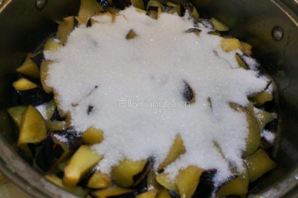 柠香黑布林果酱的做法图解2
