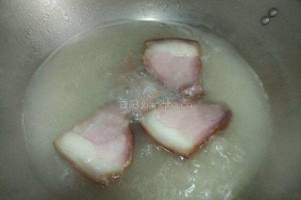 红烧腊肉的做法图解3