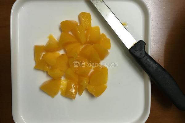 黄桃酸奶慕斯的做法图解4