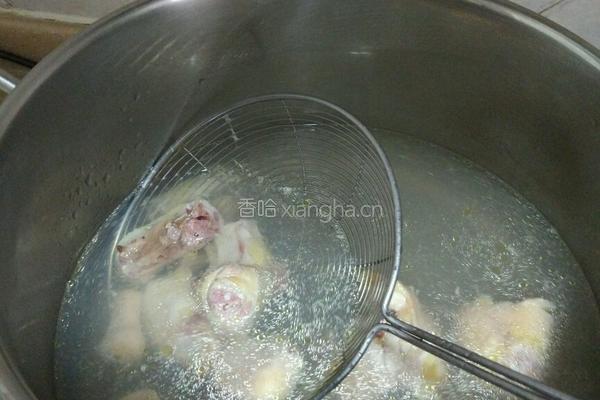 松茸炖鸡的做法图解5