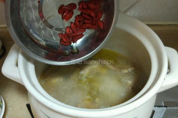 松茸炖鸡的做法图解8
