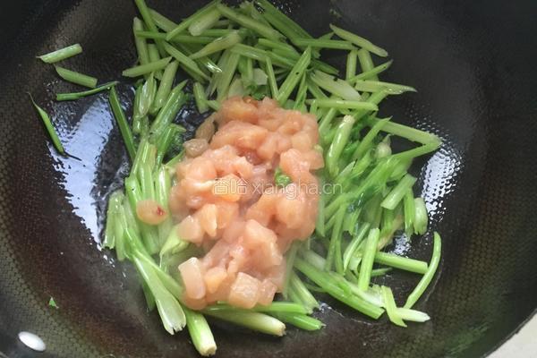 鸡肉炒芹菜的做法图解6